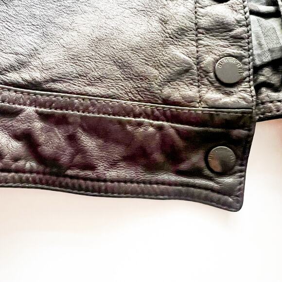 Burberry London Women’s Black 100% Italian Buffalo Leather Button-Up Vest Sz 6 - Picture 13 of 16